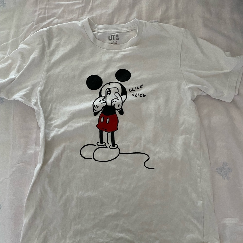 Oversized Graphic Tee